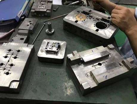 注塑开云ty官网中国有限公司制品溢料的4种解决方案